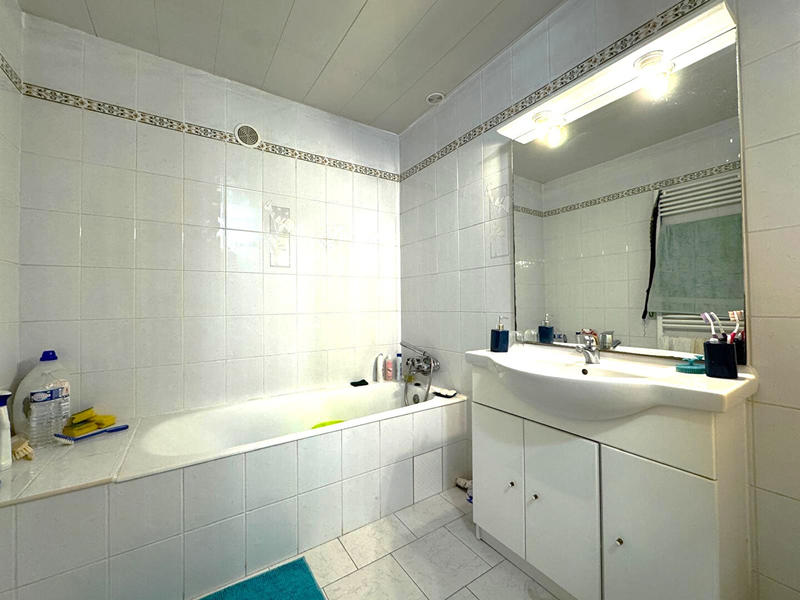 Maison - 122 m² - 6 pièces