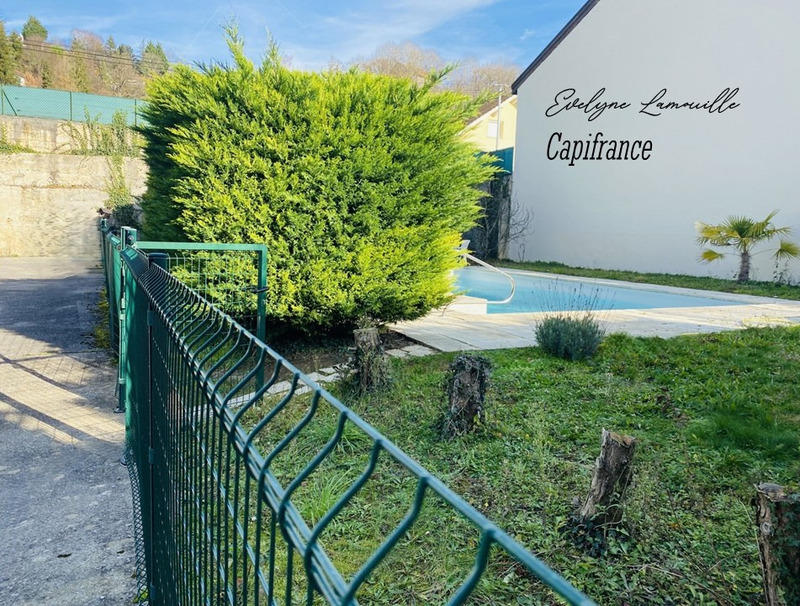 Maison - 197 m² - 7 pièces