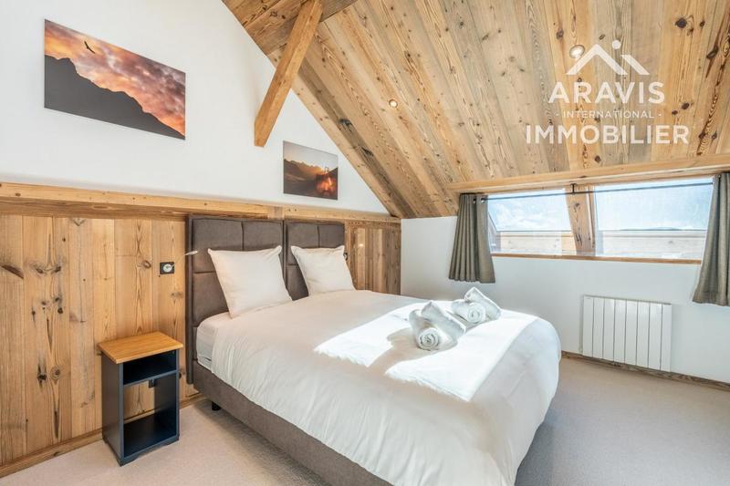 Appartement - 198 m² - 6 pièces