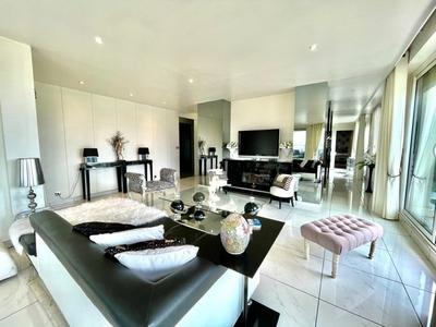 Villa sur toit - 138 m² - 4 pièces