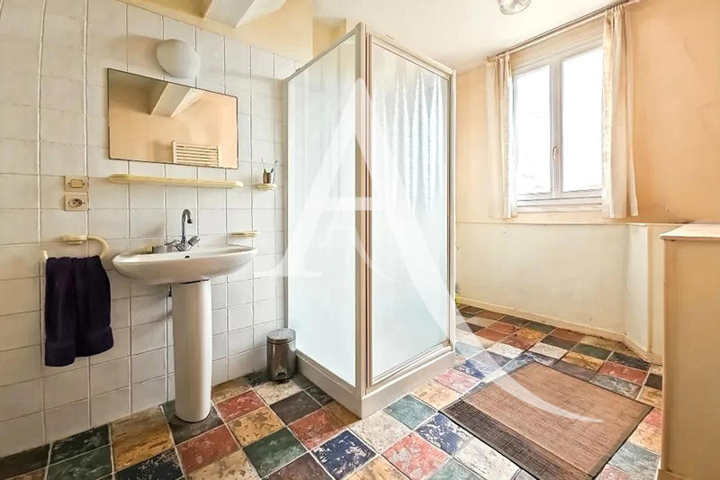 Maison - 182 m² - 5 pièces