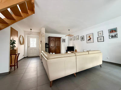 Maison - 131 m² - 6 pièces