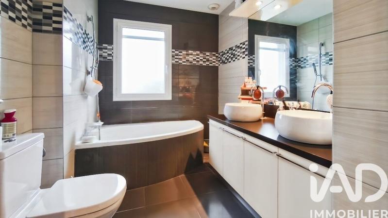 Maison - 126 m² - 5 pièces