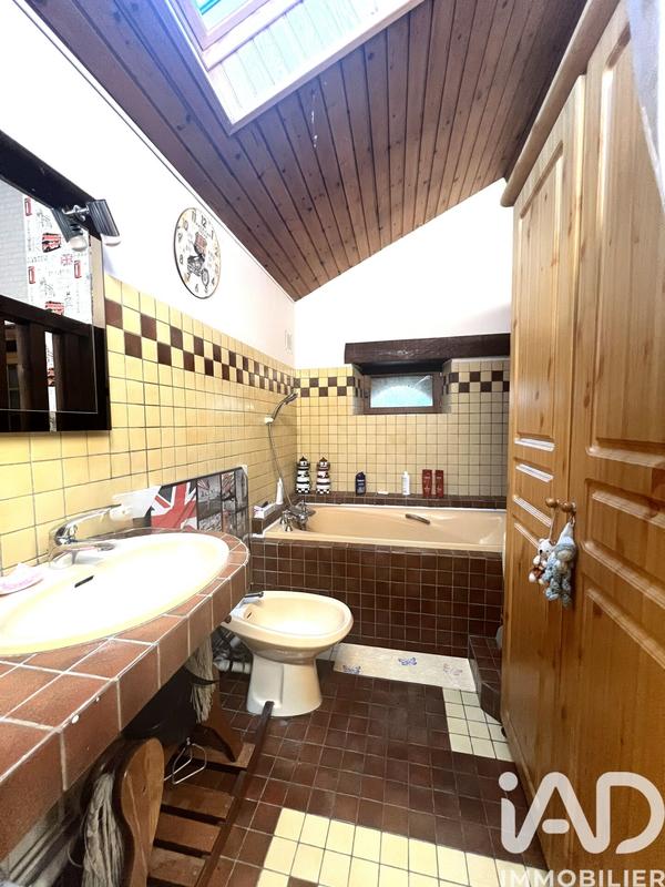 Maison - 184 m² - 4 pièces