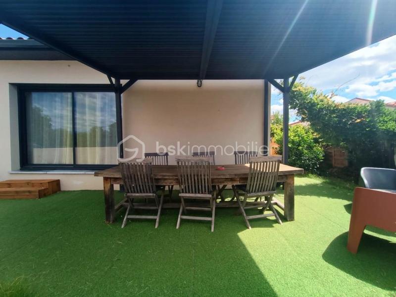 Maison - 102 m² - 5 pièces