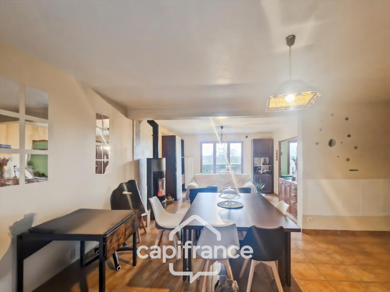 Maison - 128 m² - 4 pièces