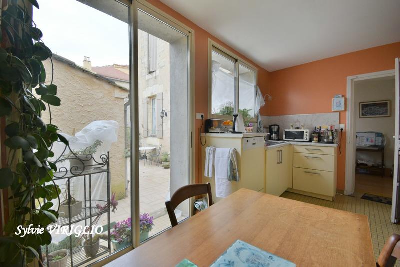 Maison - 155 m² - 6 pièces