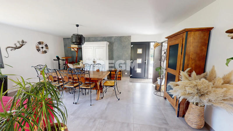 Maison - 141 m² - 5 pièces
