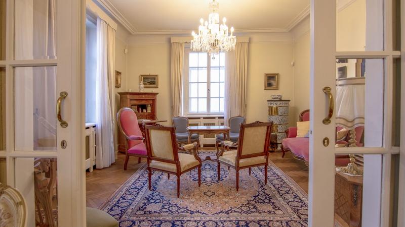 Maison bourgeoise - 295 m² - 9 pièces
