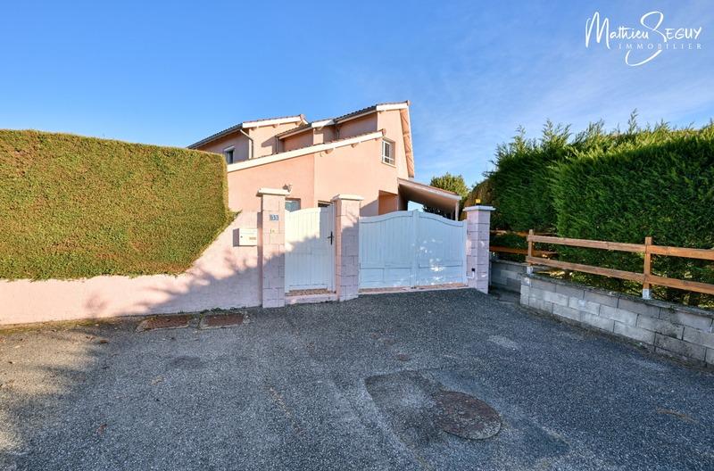 Maison - 200 m² - 6 pièces