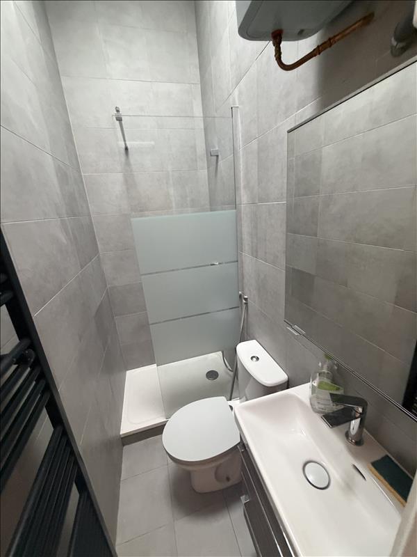 Studio - 14 m² - 1 pièce