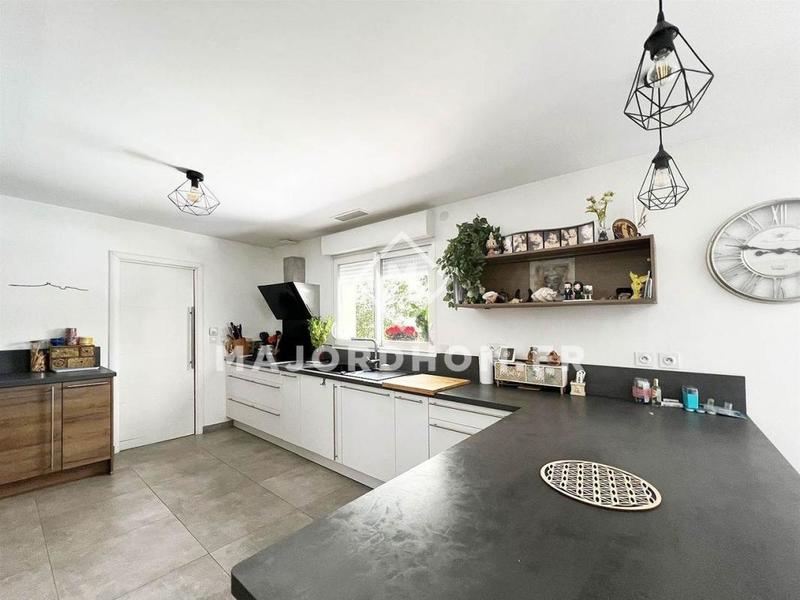 Maison - 128 m² - 4 pièces