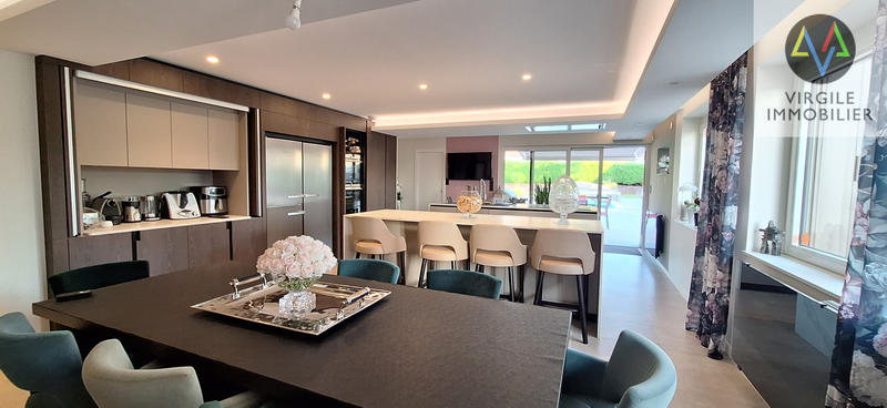 Villa - 174 m² - 6 pièces