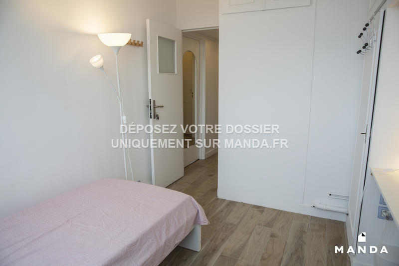 Chambre - 10 m² - 4 pièces
