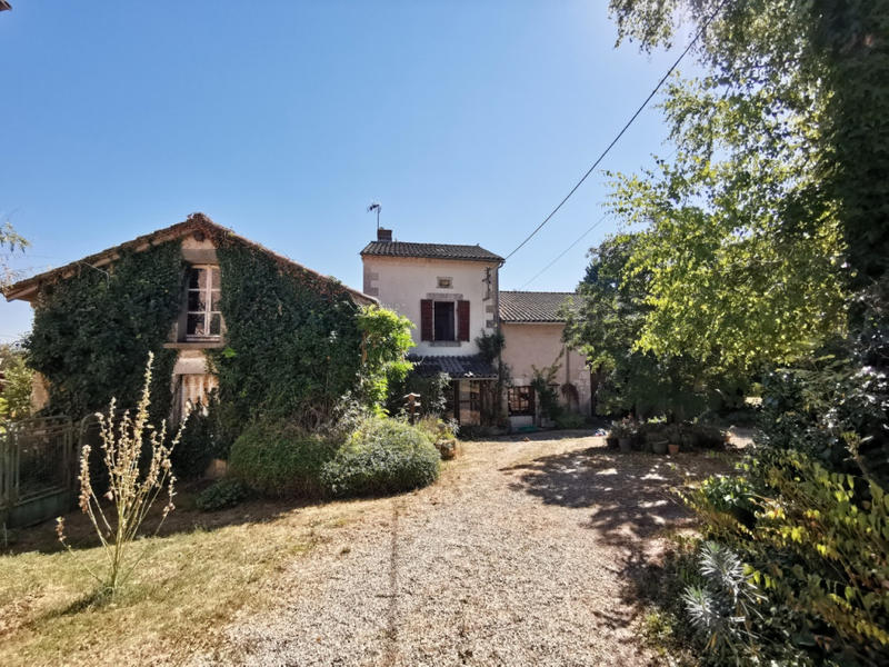 Maison - 101 m² - 4 pièces