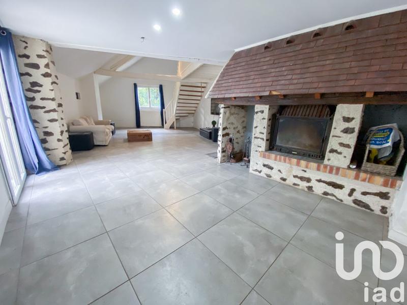 Maison - 446 m² - 10 pièces