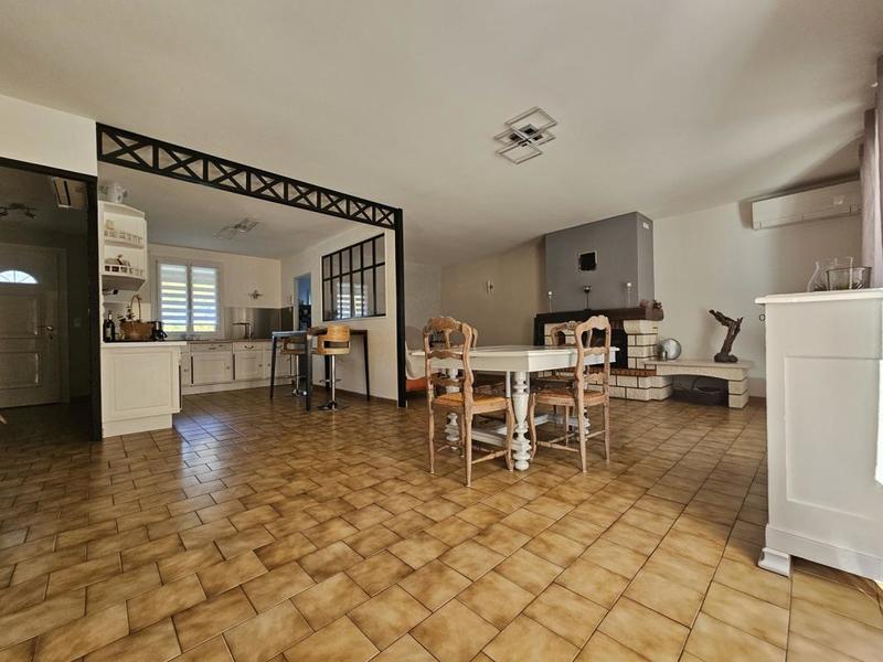 Maison - 121 m² - 5 pièces