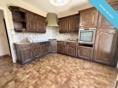 Maison - 97 m² - 5 pièces