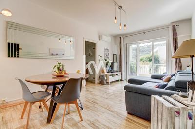 Appartement - 70 m² - 3 pièces