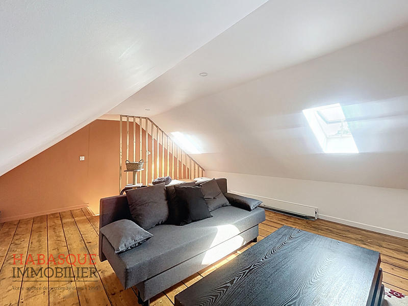 Maison - 77 m² - 6 pièces