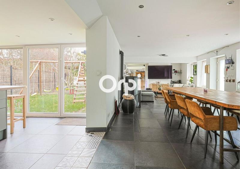 Maison - 406 m² - 5 pièces