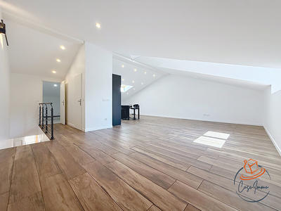 Appartement - 140 m² - 4 pièces