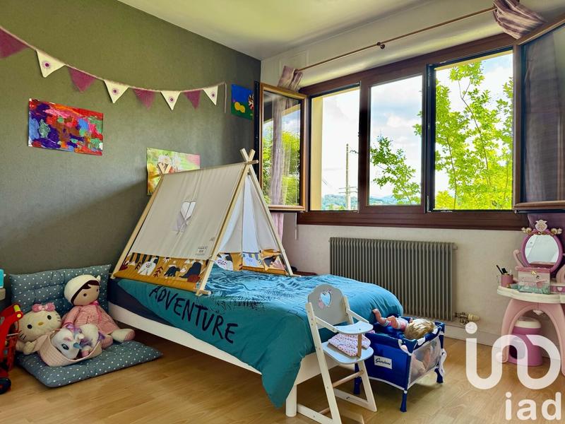 Appartement - 102 m² - 5 pièces