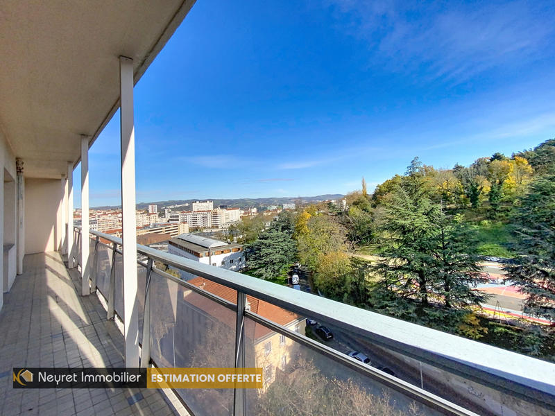 Appartement - 152 m² - 6 pièces