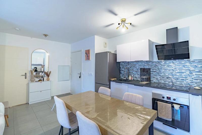 Appartement - 60 m² - 3 pièces