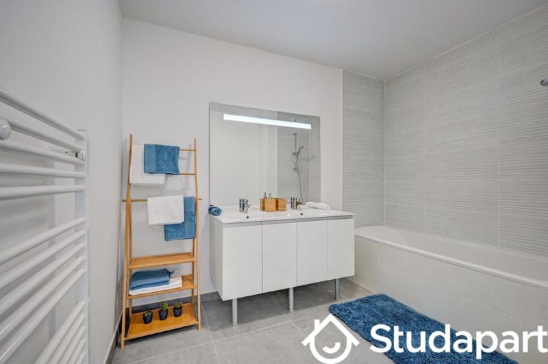 Appartement - 65 m² - 3 pièces