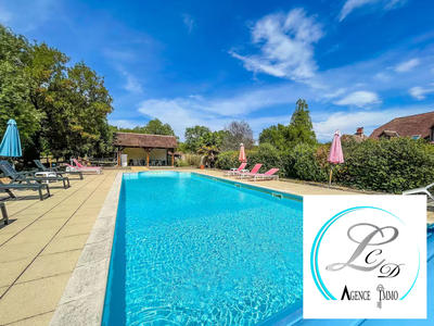 Maison ancienne - 440 m² - 14 pièces