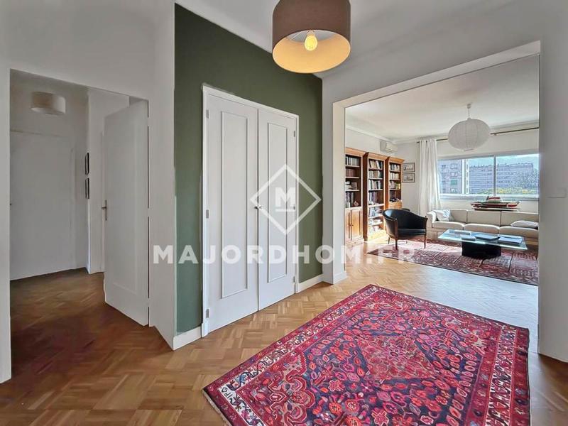Appartement - 137 m² - 5 pièces