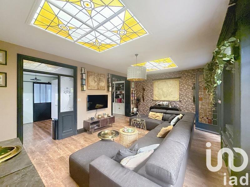 Maison - 291 m² - 12 pièces