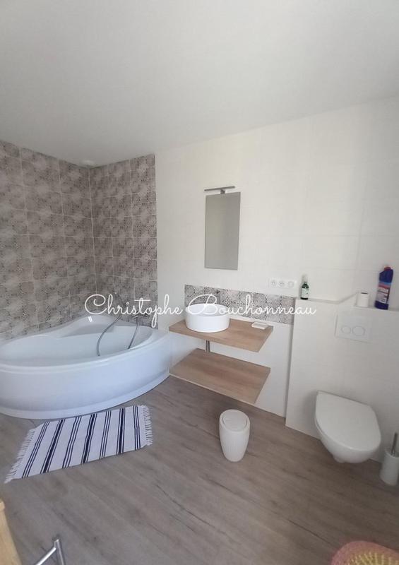 Demeure - 310 m² - 8 pièces