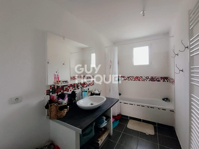 Maison - 151 m² - 8 pièces