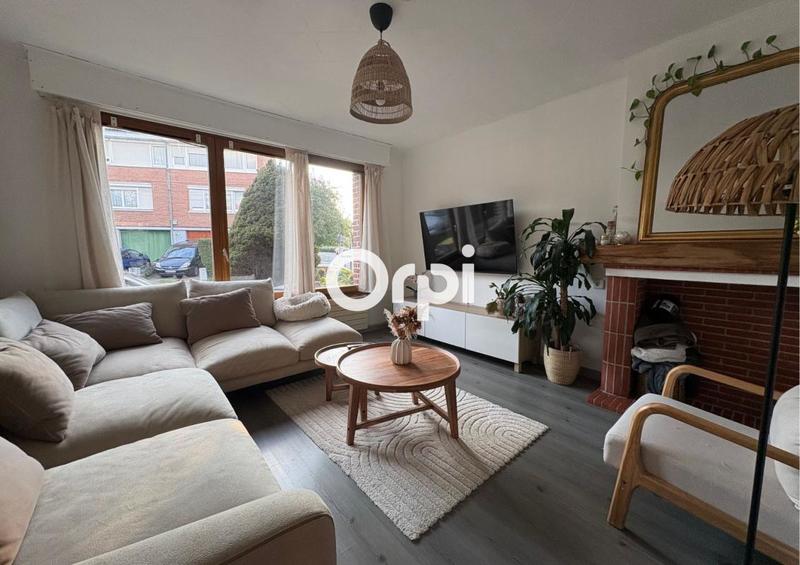 Maison - 104 m² - 4 pièces