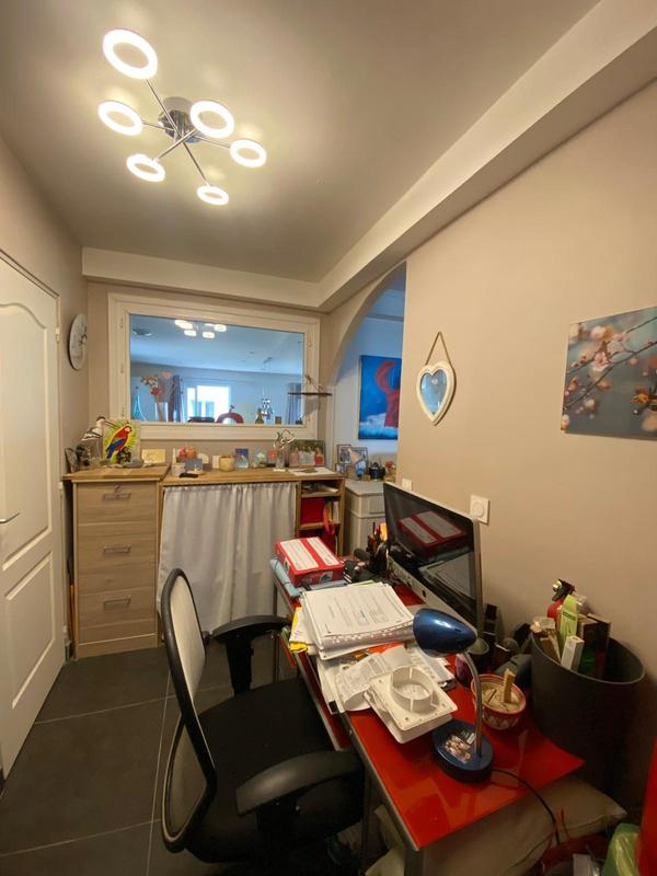 Maison traditionnelle - 150 m² - 9 pièces