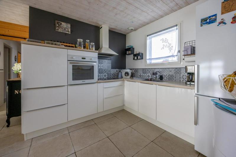 Maison - 95 m² - 5 pièces