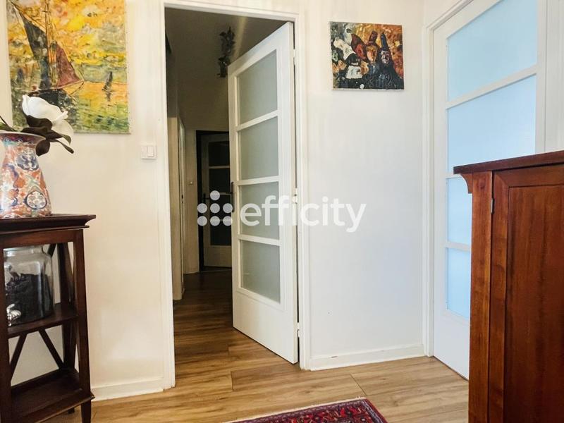 Appartement - 89 m² - 4 pièces