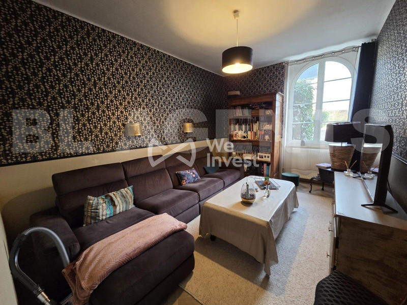 Maison - 804 m² - 28 pièces