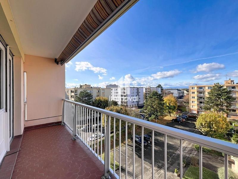 Appartement - 92 m² - 4 pièces