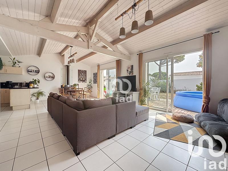 Maison - 98 m² - 5 pièces