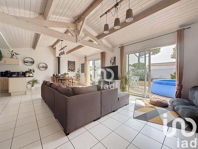 Maison - 98 m² - 5 pièces