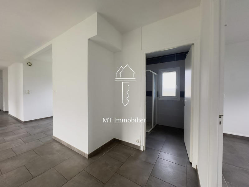 Maison - 94 m² - 5 pièces