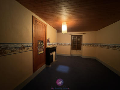 Maison - 200 m² - 11 pièces