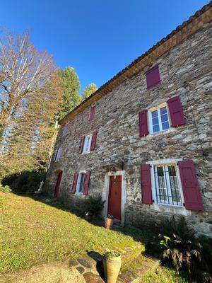 Maison - 321 m² - 15 pièces