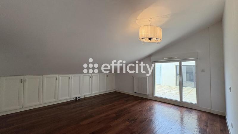 Appartement - 103 m² - 3 pièces