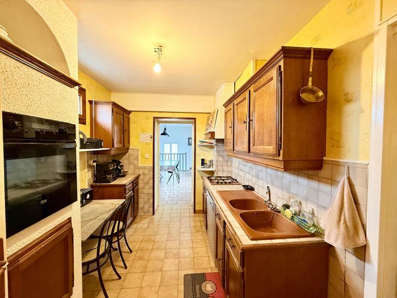 Maison - 152 m² - 6 pièces