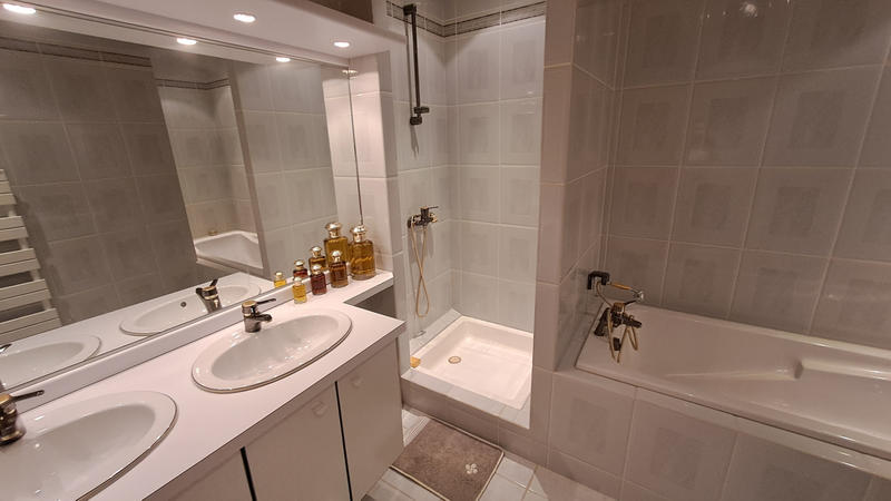 Maison - 165 m² - 4 pièces