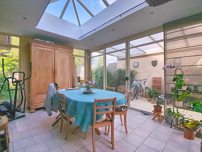 Maison - 167 m² - 8 pièces